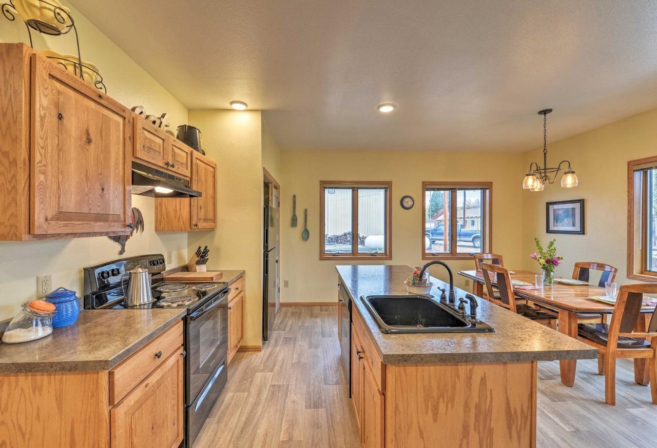 Spacious Home 10 Minutes To Ten Sleep Canyon! Bagian luar foto